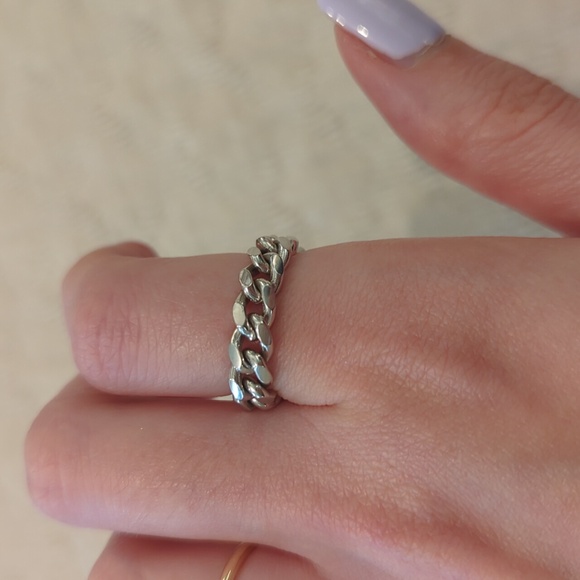 Sterling Silver Cuban Chain Link Ring - Picture 3 of 4